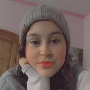 Meet your Posher, Alejandra